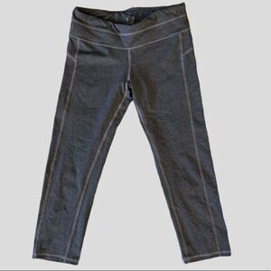 Champion Duo Dry Gray leggings size S capri